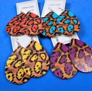 Women's Leopard Earrings-NWT